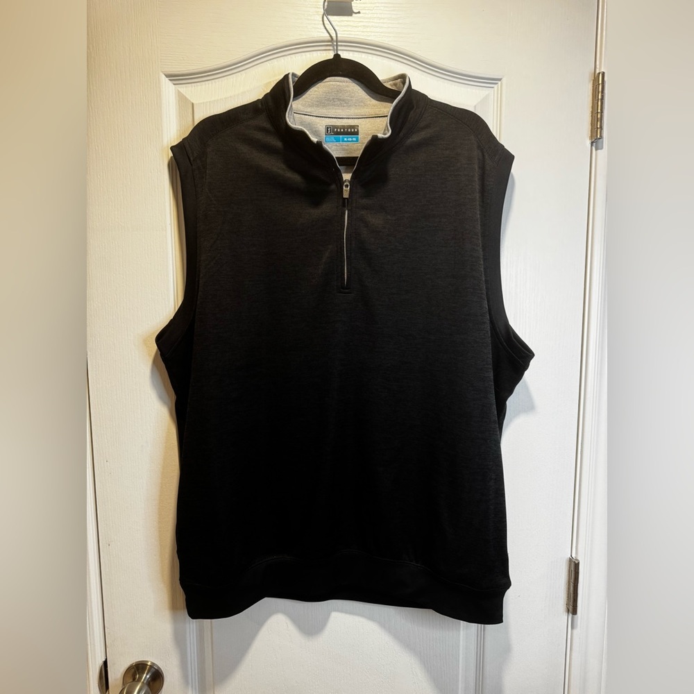 157-PGA tour dark gray almost black collard gold vest with pockets size XL